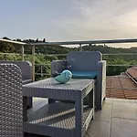 Apartamento Milos Himare