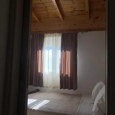 Apartment Milos Himarë
