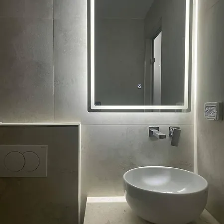 Apartment Milos *