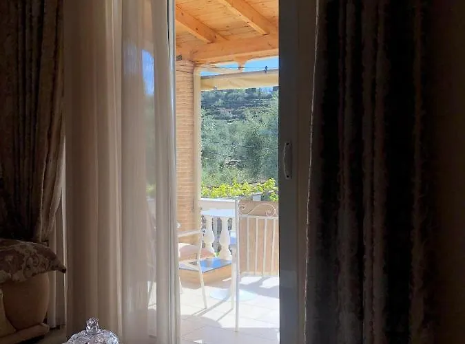 Milos Appartement Himarë