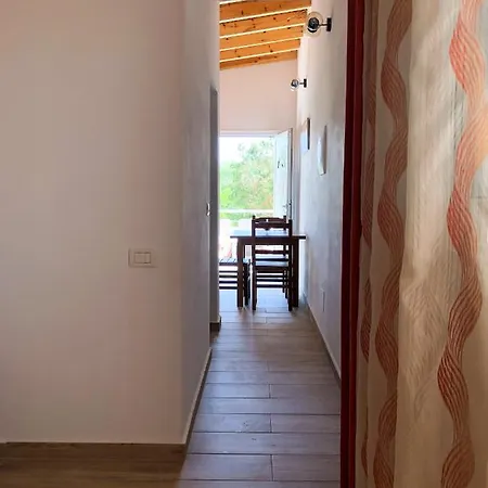 Milos Апартаменты