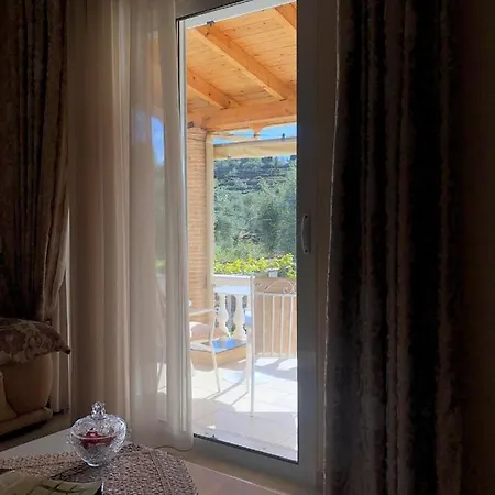 Milos Apartmán Himarë