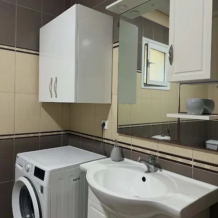 Milos Apartmán *
